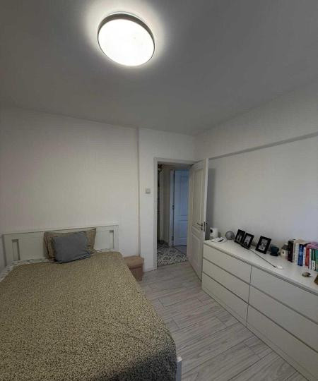 Apartament 4 camere  semidecomandat – Ghencea
