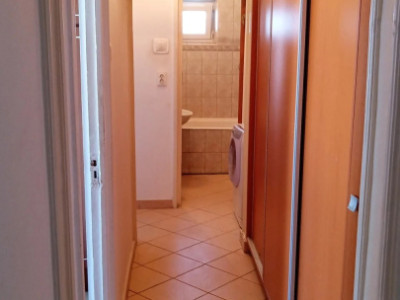 Apartament 4 camere-de vanzare-decomandat-zona Lujerului