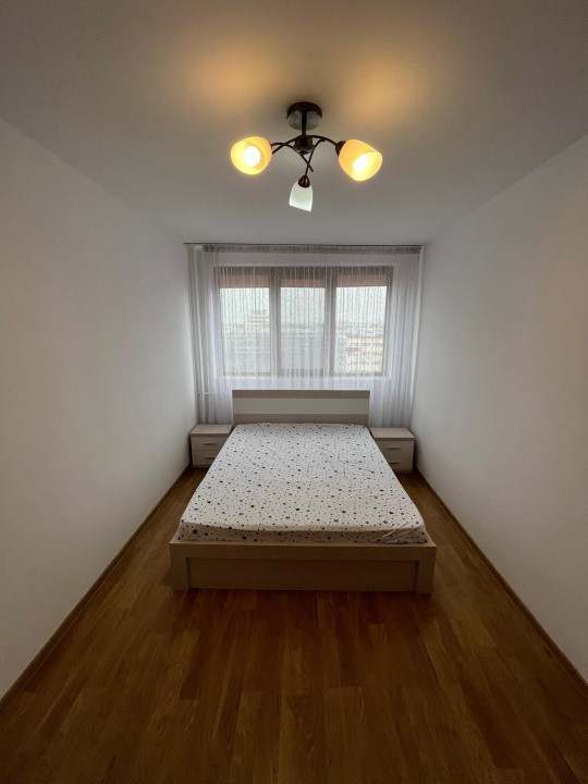 Apartament -4 camere - GIurgiului 