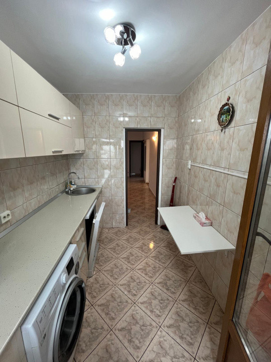 Apartament -4 camere - GIurgiului 