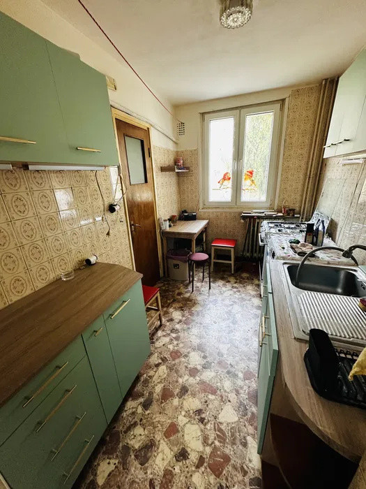 Apartament 3 camere-decomandat-zona Constantin Brancoveanu