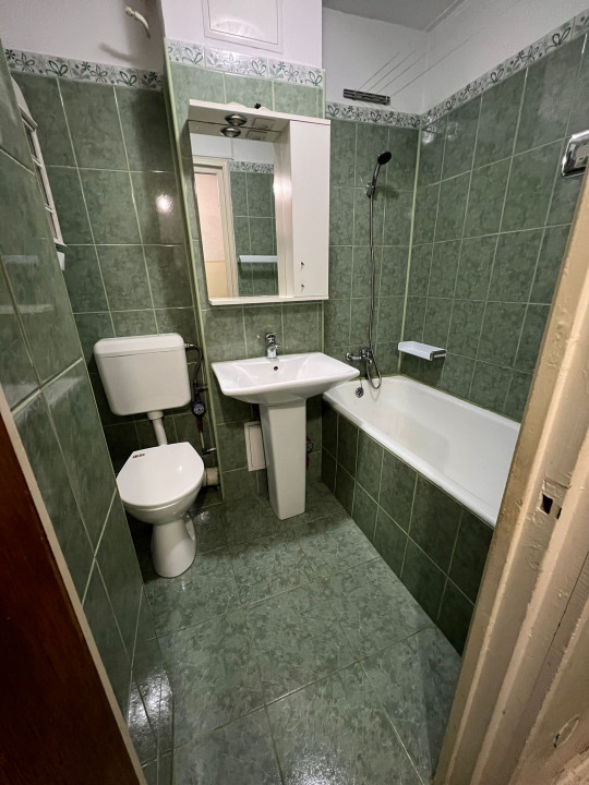 Apartament 2 camere - zona linistita - Parcul Florilor - Delfinului 