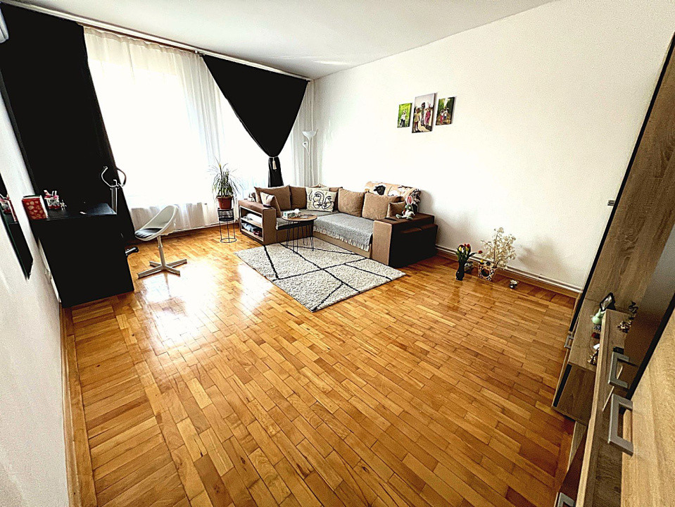 Apartament 3 camere - vila zona Cismigiu