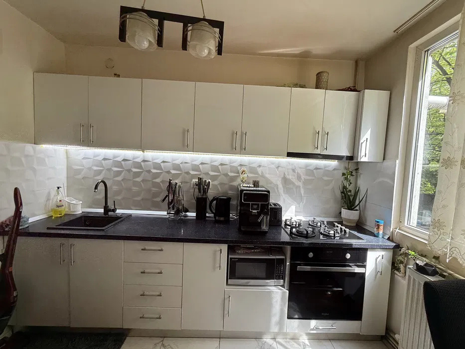 Apartament-3-camere-CENTRALA-PROPRIE-BRANCOVEANU-IZVORUL-CRISULUI