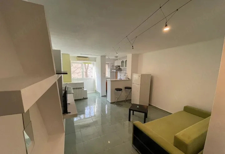 Garsoniera - Militari 