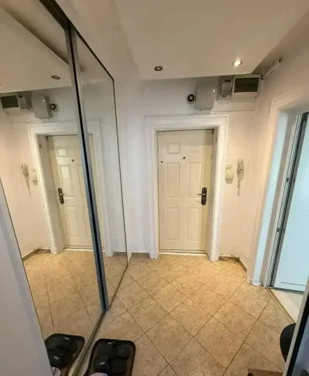 Apartament - 2 camere - semidecomdat - Calea Mosilor 