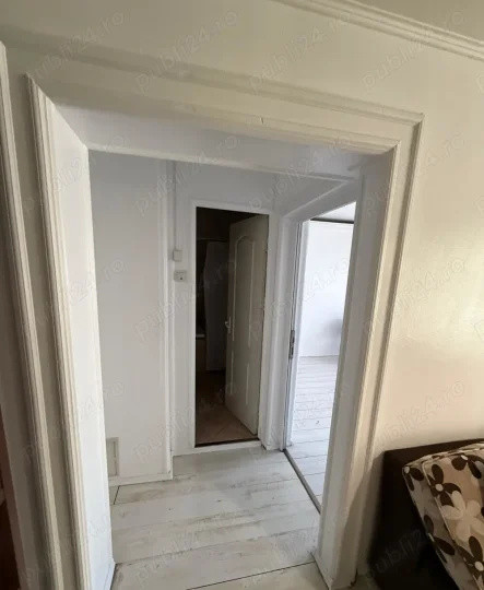 Apartament - 2 camere - semidecomdat - Calea Mosilor 