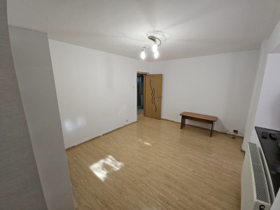 Apartament 2 camere -zona Pacii