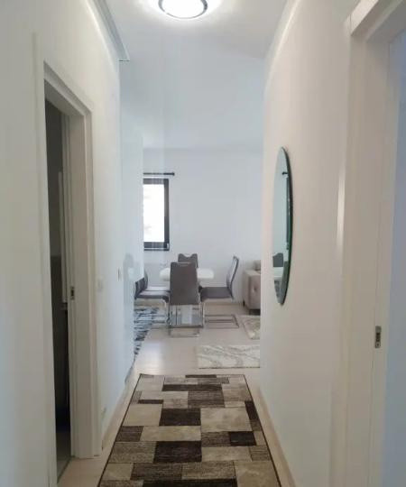APARTAMENT 3 CAMERE BASARABIA METROU HERCESA