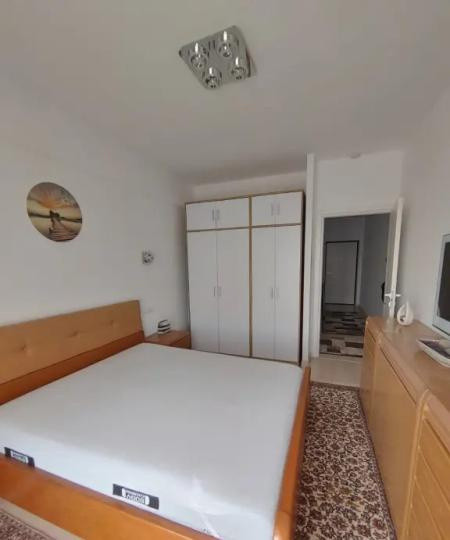 APARTAMENT 3 CAMERE BASARABIA METROU HERCESA