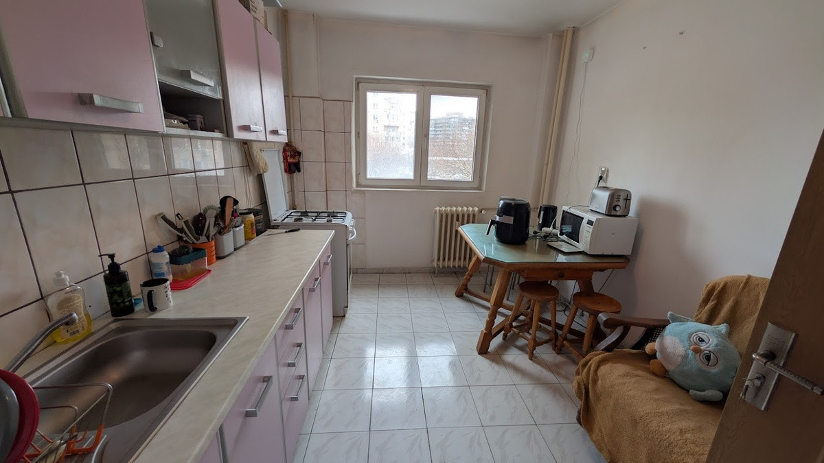Apartament 4 camere-semidecomandat-zona Oltenitei / Brancoveanu