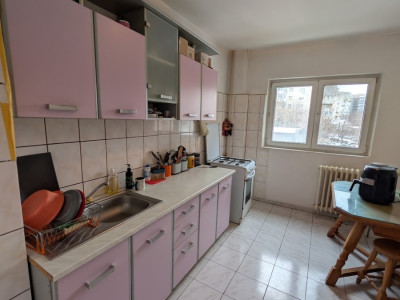 Apartament 4 camere-semidecomandat-zona Oltenitei / Brancoveanu