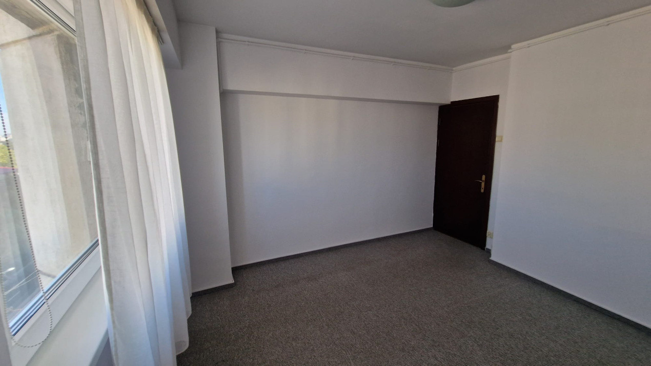 Apartament 2 camere -de inchiriat- decomandat- ultracentral- zona Unirii