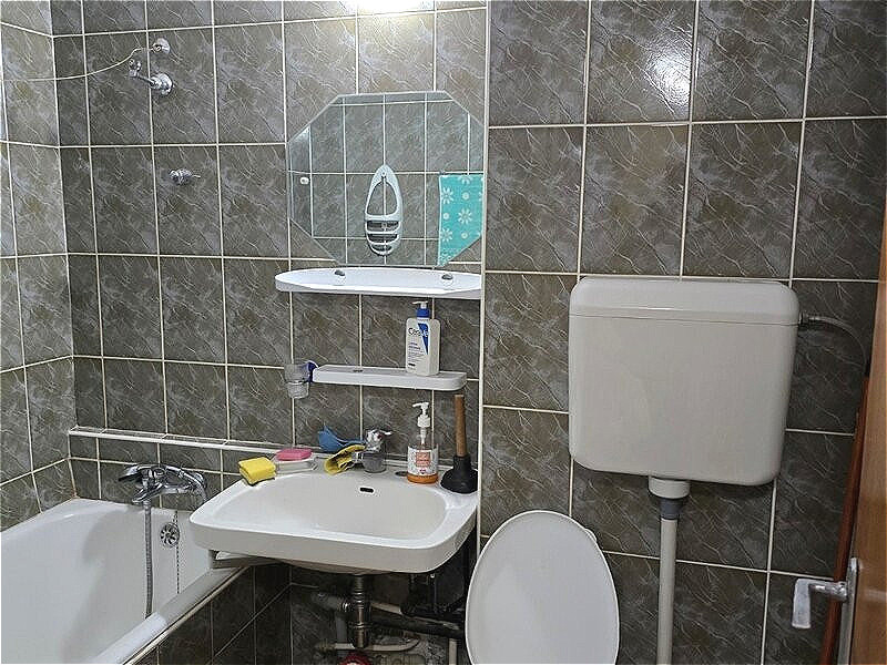 Apartament Decomandat 2 camere Salajan