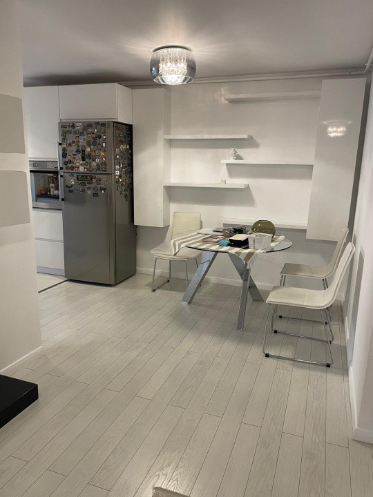 APARTAMENT 2 CAMERE PARC SEBASTIAN CU LOC PARCARE