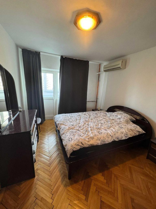 Apartament -3 camere-decomandat-zona-Nerva Traian