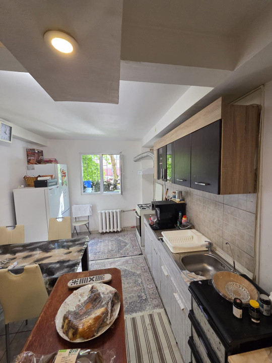 Apartament-de vanzare-2 camere-semidecomandat-zona Soseaua Oltenitei