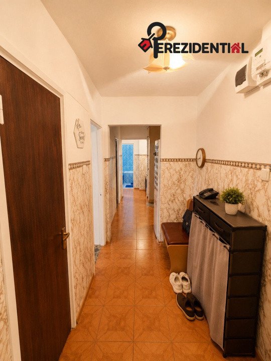 Apartamnet - 3 camere - decomandat - Tineretului 