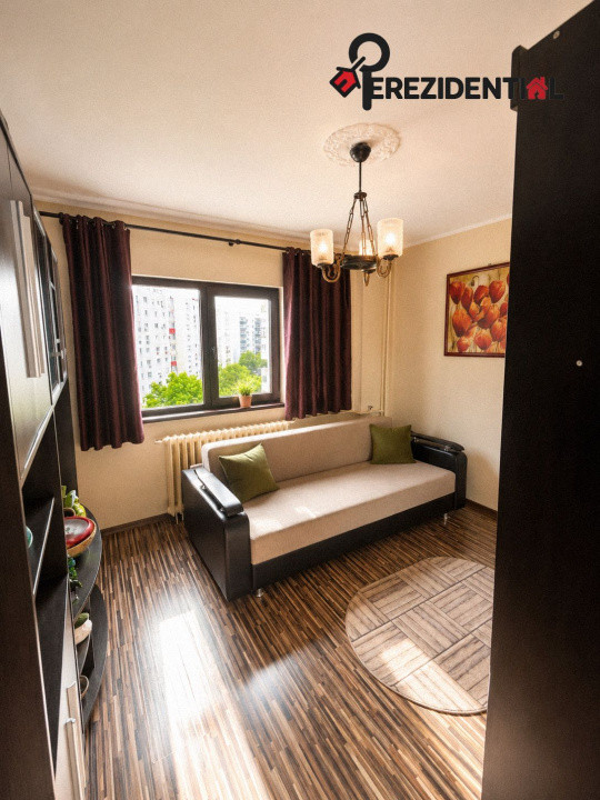 Apartamnet - 3 camere - decomandat - Tineretului 