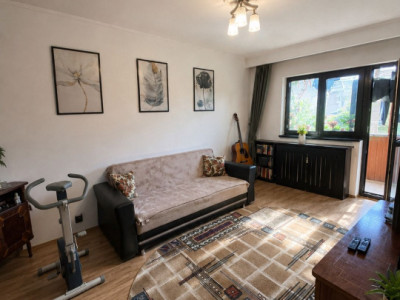 Apartamnet - 3 camere - decomandat - Tineretului 