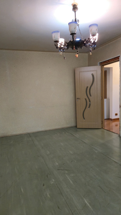 Apartament 3 camere  decomandat – Drumul Taberei