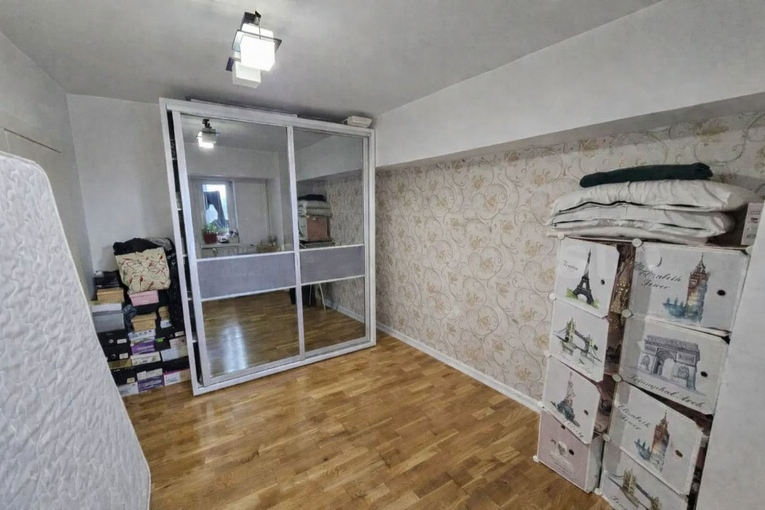 Apartament 3 camere  decomandat – Decebal
