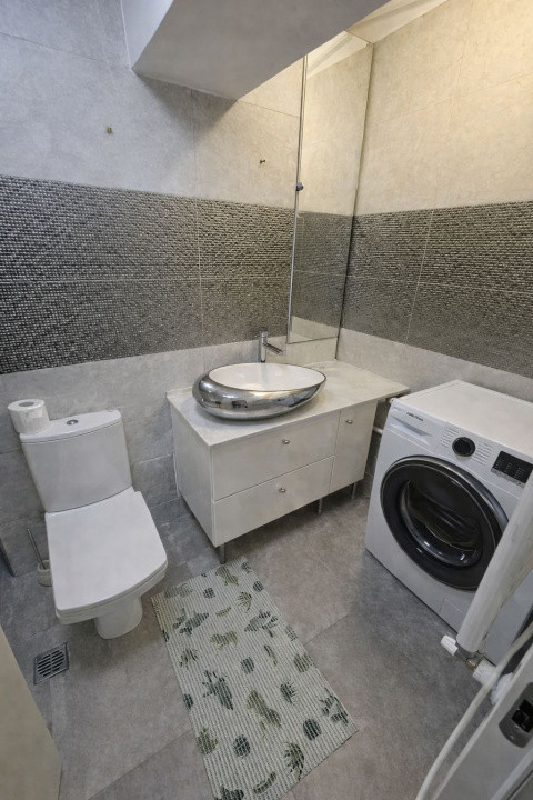 Apartament 3 camere  decomandat – Decebal