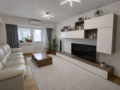 Apartament 3 camere  decomandat – Decebal