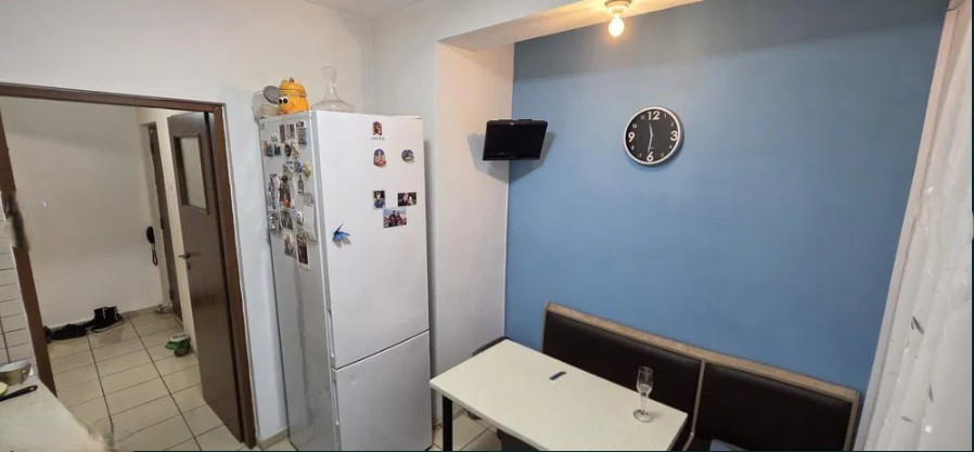 Apartament 3 camere-de vanzare- zona Calea Calarasilor / Unirii