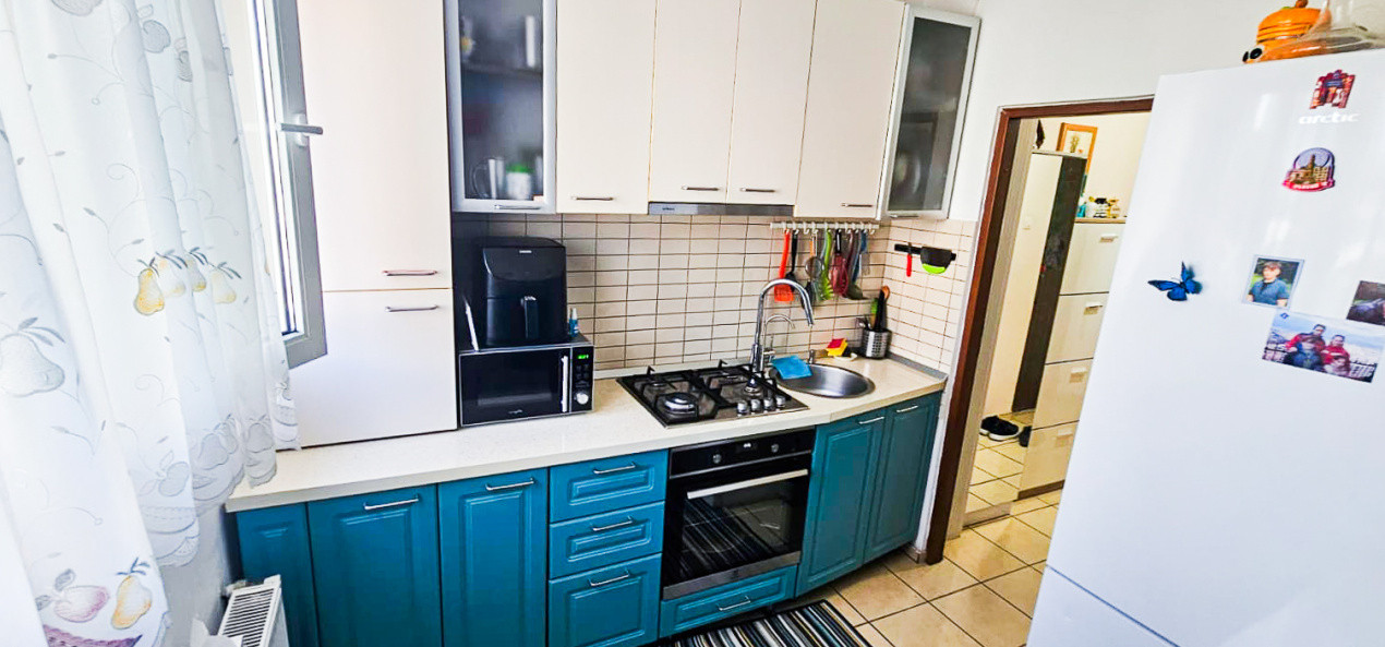 Apartament 3 camere-Bd. Corneliu Coposu-centrală proprie-parcare