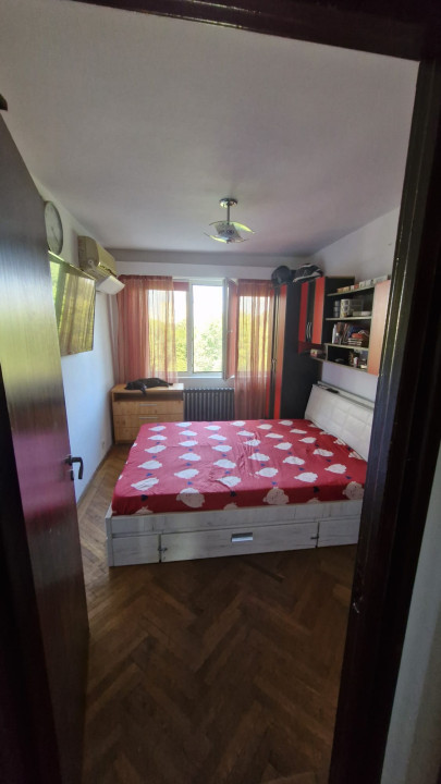 Apartament 3 camere - ETAJ 6 - zona ALEXANDRU OBREGIA