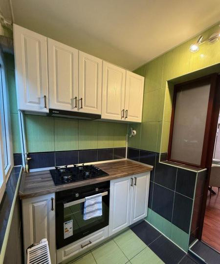 APARTAMENT 4 CAMERE BARCA MOBILAT UTILAT