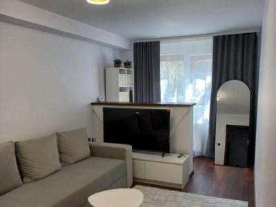 APARTAMENT 4 CAMERE BARCA MOBILAT UTILAT