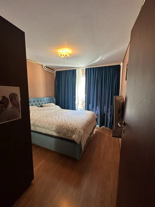 Apartament 4 camere-zona Drumul Taberei/ Parc Moghioros