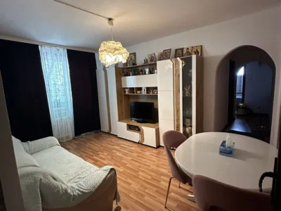 Apartament 4 camere-zona Drumul Taberei/ Parc Moghioros