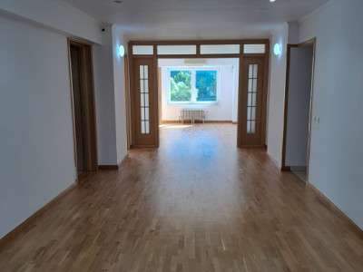 Apartament 4 camere-spatios-centrala proprie- zona Unirii / Biblioteca Nationala
