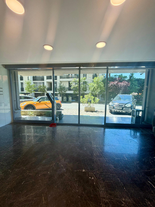 Apartament 3 camere-decomandat-zona  Barbu Vacarescu / Floreasca
