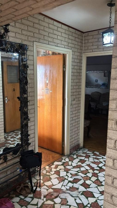 Apartament 4 camere-semidecomandat-spatios-zona Titulescu/Victoriei