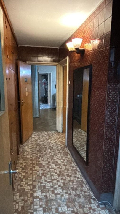 Apartament 4 camere-semidecomandat-spatios-zona Titulescu/Victoriei