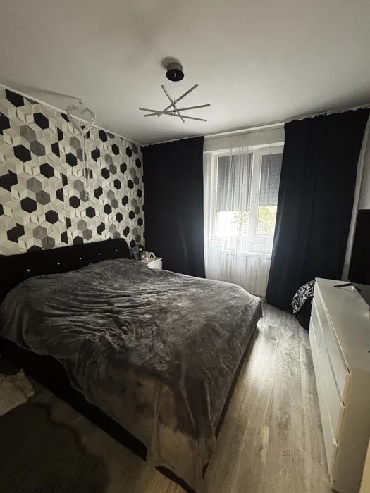 Apartament 3 camere  decomandat – Drumul Taberei
