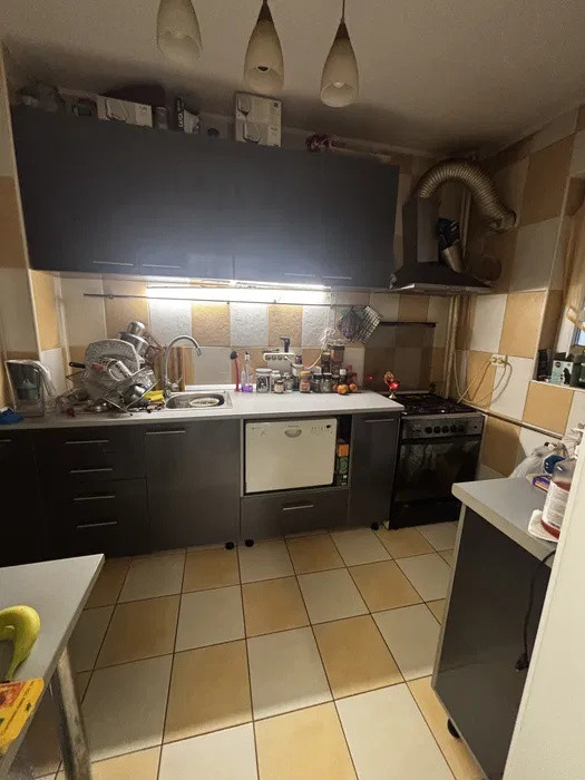 Apartament 3 camere  decomandat – Drumul Taberei
