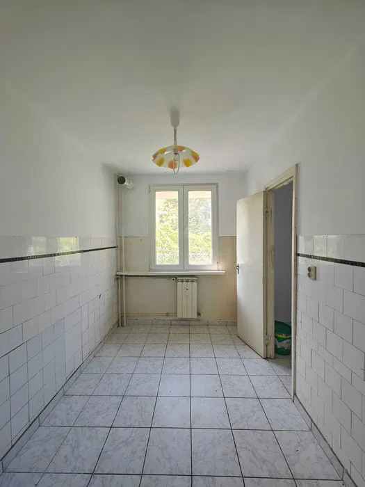 Apartament 3 camere - Drumul Taberei
