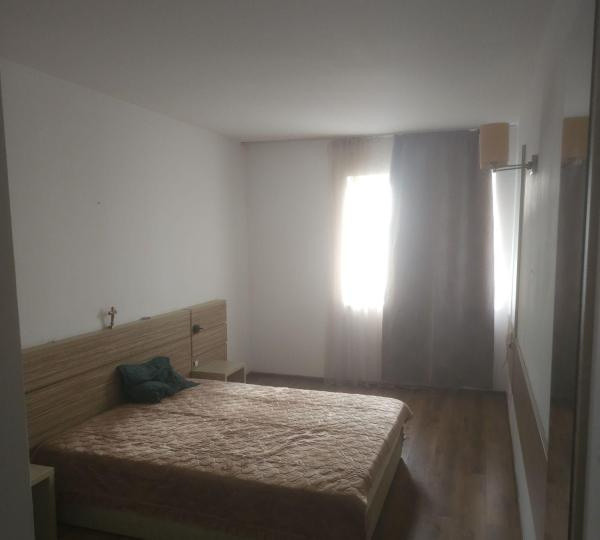Apartament 2 camere  semidecomandat – Vitan Barzesti