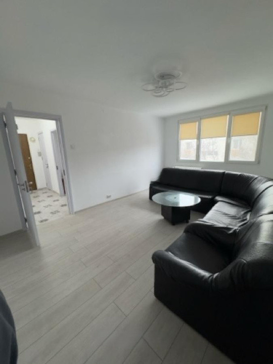 Apartament 3 camere  decomandat – Drumul Taberei