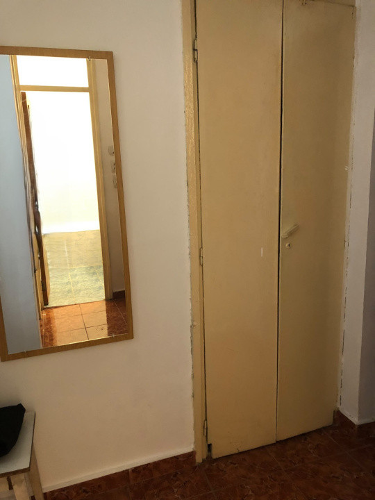 Garsoniera decomandata – zona Sebastian