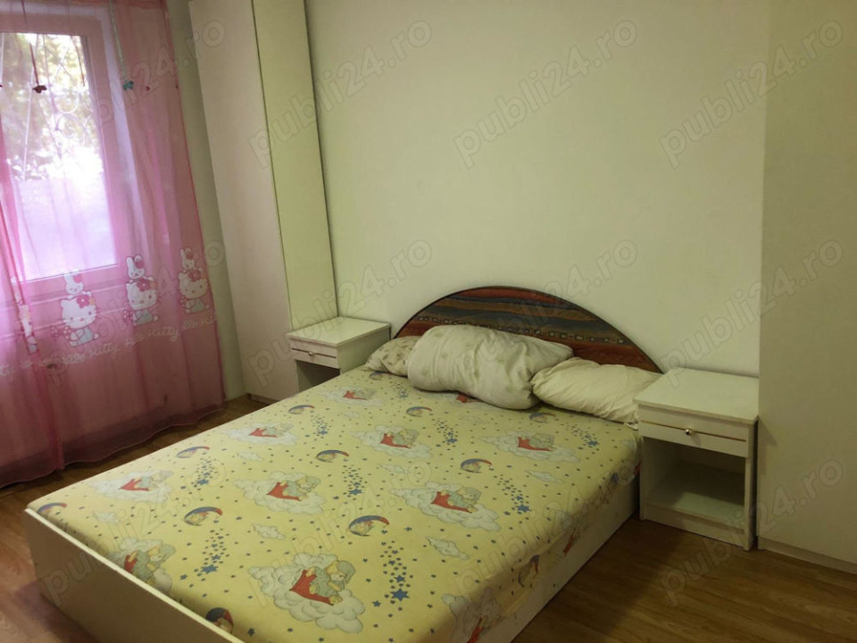 Apartament 4 camere - MOBILAT - zona APARATORII PATRIEI 