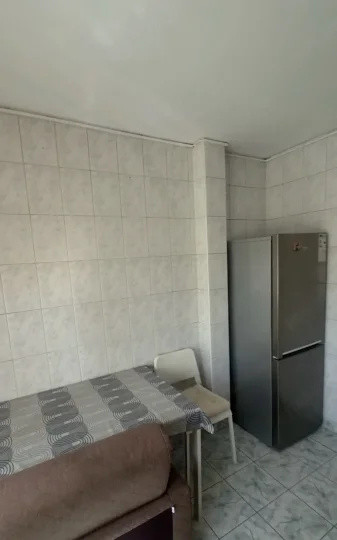 Apartament - 2 camere - decomandat - Brancoveanu 