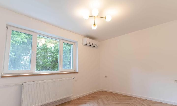 Apartament 3 camere  - zona Drumul Taberei