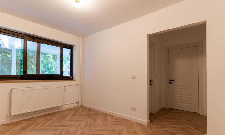 Apartament 3 camere  - zona Drumul Taberei