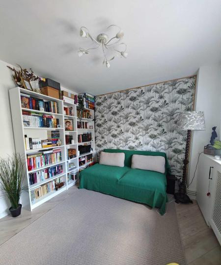 Apartament - 2 camere - decomandat - Tineretului 